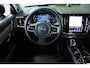 Volvo V90 T8 Plug-in hybrid AWD Ultra Dark | Bowers & Wilkins Premium Audio | Semi-elektrische Wegklapbare Trekhaak | Stoelventilatie | Stoelverwarming | Massage in voorstoelen | Luchtvering | 360° Parkeercamera | Parkeersensoren voor + achter | Stoelverwarming voor + achter