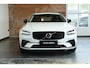 Volvo V90 T8 Plug-in hybrid AWD Ultra Dark | Bowers & Wilkins Premium Audio | Semi-elektrische Wegklapbare Trekhaak | Stoelventilatie | Stoelverwarming | Massage in voorstoelen | Luchtvering | 360° Parkeercamera | Parkeersensoren voor + achter | Stoelverwarming voor + achter