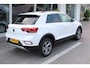 Volkswagen T-Roc 1.0 TSI 110pk Life 75 Edition / Navigatie by APP / Virtual cockpit / Camera / Park Assist / LM 17 inch / LED