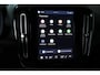 Volvo EX40 Single Motor Extended Range Plus 82 kWh | Trekhaak | Verwarmbare voorstoelen en stuurwiel | Warmtepomp | Premium audio by Harman Kardon | Keyless