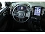 Volvo EX40 Single Motor Extended Range Plus 82 kWh | Trekhaak | Verwarmbare voorstoelen en stuurwiel | Warmtepomp | Premium audio by Harman Kardon | Keyless