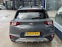 Kia Stonic 1.0 T-GDi MHEV GT-Line 6-Bak | Hoge Instap | Vol Opties | Stuurverwarming | Stoelverwarming | Led Verlichting | Parkeersensoren | Full Map Navigatie | Achteruitrij-Camera | Key-Less Entry |