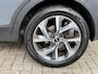 Kia Stonic 1.0 T-GDi MHEV GT-Line 6-Bak | Hoge Instap | Vol Opties | Stuurverwarming | Stoelverwarming | Led Verlichting | Parkeersensoren | Full Map Navigatie | Achteruitrij-Camera | Key-Less Entry |