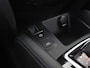 Nissan Qashqai 1.3 DIG-T Sport 159Pk Automaat (PANORAMADAK, APPLE CARPLAY, NAVIGATIE, 360 CAMERA, GETINT GLAS, SPORTSTOELEN, TREKHAAK, LANE ASSIST, CRUISE, NIEUWSTAAT)