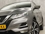 Nissan Qashqai 1.3 DIG-T Sport 159Pk Automaat (PANORAMADAK, APPLE CARPLAY, NAVIGATIE, 360 CAMERA, GETINT GLAS, SPORTSTOELEN, TREKHAAK, LANE ASSIST, CRUISE, NIEUWSTAAT)