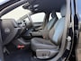 Volvo EX30 Single Motor Extended Range Plus 69 kWh | Europa | Elektrisch verstelbare voorstoelen | Stoel- & Stuurwielverwarming | Harman Kardon audio | Google Maps & Infotainment | 19 inch lichtmetalen velgen met all-season banden | Trekhaak semi elektrisch inklapbaar | Adaptieve Cruise Control | BLIS dodehoekdetectie