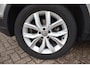 Volkswagen Tiguan 2.0 TSI 180PK DSG-7 4Motion Highline | TREKHAAK | NAVIGATIE | CAMERA | ELEKTR. A. KLEP | 18 INCH | STOELVERW.