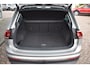 Volkswagen Tiguan 2.0 TSI 180PK DSG-7 4Motion Highline | TREKHAAK | NAVIGATIE | CAMERA | ELEKTR. A. KLEP | 18 INCH | STOELVERW.