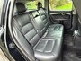 Volvo V70 1.6 T4 Limited Edition Automaat / Leder / Navi / 17" Velgen / Clima / Stoelverwarming / Trekhaak / PDC / Xenon / Cruise