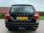 Volvo V70 1.6 T4 Limited Edition Automaat / Leder / Navi / 17" Velgen / Clima / Stoelverwarming / Trekhaak / PDC / Xenon / Cruise