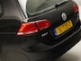 Volkswagen Golf Variant 1.0 TSI Comfortline (APPLE CARPLAY, NAVIGATIE, CLIMATE, CAMERA, SPORTSTOELEN, PARKEERSENSOREN, LM VEGLEN, CRUISE, NIEUWSTAAT)