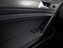 Volkswagen Golf 1.0 TSI Sportline (APPLE CARPLAY, NAP, GROOT NAVI, CLIMATE, PARKEERSENSOREN, SPORTSTOELEN, LM VELGEN, ADAPTIVE CRUISE, NIEUWSTAAT)