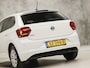 Volkswagen Polo 1.0 TSI Sportline Automaat (APPLE CARPLAY, GROOT NAVI, GETINT GLAS, ADAPTIVE CRUISE, SPORTSTOELEN, PARKEERSENSOREN, NIEUWE APK, NIEUWSTAAT)