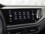 Volkswagen Polo 1.0 TSI Sportline Automaat (APPLE CARPLAY, GROOT NAVI, GETINT GLAS, ADAPTIVE CRUISE, SPORTSTOELEN, PARKEERSENSOREN, NIEUWE APK, NIEUWSTAAT)