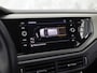 Volkswagen Polo 1.0 TSI Sportline Automaat (APPLE CARPLAY, GROOT NAVI, GETINT GLAS, ADAPTIVE CRUISE, SPORTSTOELEN, PARKEERSENSOREN, NIEUWE APK, NIEUWSTAAT)