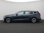 Volvo V60 2.0 B4 Plus Bright 197PK Aut. Panoramadak, Trekhaak, Memorystoelen, Harman Kardon Audio, 18" LM Velgen, Stoelverwarming, Standkachel, 360gr. Camera