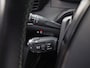 Peugeot e-2008 EV GT Pack 50 kWh Automaat (SOH 91,5%, PANORAMADAK, VIRTUAL COCKPIT, APPLE CARPLAY, GROOT NAVI, 360 CAMERA, SPORTSTOELEN, STOELVERWARMING, GETINT GLAS, KEYLESS, ADAPTIVE CRUISE, NIEUWSTAAT)