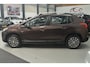 Peugeot 2008 1.2 VTi Active // AUTOMAAT // AIRCO // CRUISE CONTROLE // TREKHAAK //