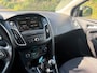 Ford Focus Wagon 1.5 Titanium Edition Stoel/Stuur Verwarming Airco Cruise Navi Trekhaak Bluetooth Trekhaak Pdc