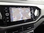 Volkswagen T-Cross 1.0 TSI Life Sport (APPLE CARPLAY, GROOT NAVI, CLIMATE, STOELVERWARMING, SPORTSTOELEN, GETINT GLAS, CRUISE, NIEUWSTAAT)