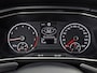Volkswagen T-Cross 1.0 TSI Life Sport (APPLE CARPLAY, GROOT NAVI, CLIMATE, STOELVERWARMING, SPORTSTOELEN, GETINT GLAS, CRUISE, NIEUWSTAAT)