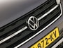 Volkswagen T-Cross 1.0 TSI Life Sport (APPLE CARPLAY, GROOT NAVI, CLIMATE, STOELVERWARMING, SPORTSTOELEN, GETINT GLAS, CRUISE, NIEUWSTAAT)