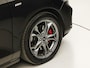 Ford Focus Wagon 1.0 EcoBoost ST Line (APPLE CARPLAY, GROOT NAVI, STUUR/STOELVERWARMING, KEYLESS, GETINT GLAS, SPORTSTOELEN, CRUISE, PARKEERSENSOREN, NIEUWSTAAT)