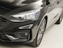 Ford Focus Wagon 1.0 EcoBoost ST Line (APPLE CARPLAY, GROOT NAVI, STUUR/STOELVERWARMING, KEYLESS, GETINT GLAS, SPORTSTOELEN, CRUISE, PARKEERSENSOREN, NIEUWSTAAT)