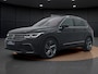 Volkswagen Tiguan 1.5 TSI R-Line Business+ | Pano dak | Trekhaak | Camera | Elek Achterklep | Stuur-/Stoelverwarming | 19" | IQ Light |