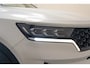 Kia Sorento 1.6 T-GDI PHEV AWD ExecutiveLine Aut. 7 pers. [ Panoramadak Leder Stuur-&stoelverwarming ]