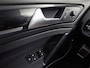 Volkswagen Golf 1.4 TSI GTE 204Pk Automaat (APPLE CARPLAY, NAVIGATIE, SOH 79,4%, CLIMATE, STOELVERWARMING, SPORTSTOELEN, GETINT GLAS, LED KOPLAMPEN, CRUISE, NIEUWSTAAT)