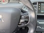 Peugeot 308 1.2 PureTech Allure | Apple Carplay | Panoramadak | Parkeersensoren | Dealer Onderhouden | All Season Banden |