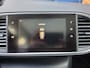Peugeot 308 1.2 PureTech Allure | Apple Carplay | Panoramadak | Parkeersensoren | Dealer Onderhouden | All Season Banden |