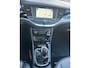 Opel Astra 1.2 Business Elegance,leer,navigatie ,pdc voor en achter met camera , afneembare trekhaak