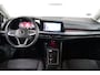 Volkswagen Golf 1.5 eTSI Style | Sfeer | Pano | Camera | Dealer Onderhouden