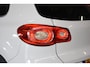 Volkswagen Tiguan 1.4 TSI R-Line *Pano*Xenon*Trekhaak*Cruise control*Dealer onderhouden*