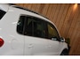 Volkswagen Tiguan 1.4 TSI R-Line *Pano*Xenon*Trekhaak*Cruise control*Dealer onderhouden*