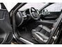 Volvo XC60 2.0 T6 Plug-in hybrid AWD Plus Black Edition | Gratis Trekhaak | 360 camera | Schuif- / Kanteldak | Head Up display | Getint glas | Adaptive Cruise Control |