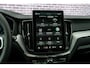 Volvo XC60 2.0 T6 Plug-in hybrid AWD Plus Black Edition | Gratis Trekhaak | 360 camera | Schuif- / Kanteldak | Head Up display | Getint glas | Adaptive Cruise Control |
