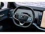 Volvo EX30 P3 Plus Europa 51 kWh | Snel Leverbaar | Elektrisch verstelbare voorstoelen | Stuur en Stoelverwarming | Harman/Kardon | Keyless | BLIS | Pilot Assist | Parkeercamera |