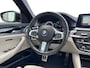 BMW 5-Serie Touring 520i M-Sport ✅ Pano ✅ Trekhaak ✅ Camera