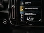 Volvo XC40 T2 Momentum Core | Trekhaak | Camera | Navigatie | Stoel- & Stuurverwarming | Climate Control | Cruise Control