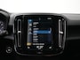 Volvo XC40 T2 Momentum Core | Trekhaak | Camera | Navigatie | Stoel- & Stuurverwarming | Climate Control | Cruise Control