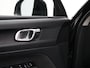 Volvo XC40 T2 Momentum Core | Trekhaak | Camera | Navigatie | Stoel- & Stuurverwarming | Climate Control | Cruise Control