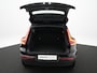 Volvo XC40 T2 Momentum Core | Trekhaak | Camera | Navigatie | Stoel- & Stuurverwarming | Climate Control | Cruise Control