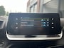 Peugeot e-2008 GT EV 3-FASEN 50kWh 136pk | KEYLESS ENTRY | TREKHAAK | STOELVERW. | 3D i-COCKPIT® | NAVI | CAMERA | APPLE CARPLAY / ANDROID AUTO |