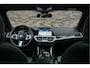 BMW 3-Serie Touring 330e | M-Sport | Live Cockpit | Panorama | Leder | Memory | Head-Up | Trekhaak | 360 Camera | 19"LM | Saphire Zwart
