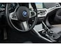 BMW 3-Serie Touring 330e | M-Sport | Live Cockpit | Panorama | Leder | Memory | Head-Up | Trekhaak | 360 Camera | 19"LM | Saphire Zwart