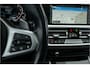BMW 3-Serie Touring 330e | M-Sport | Live Cockpit | Panorama | Leder | Memory | Head-Up | Trekhaak | 360 Camera | 19"LM | Saphire Zwart