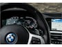 BMW 3-Serie Touring 330e | M-Sport | Live Cockpit | Panorama | Leder | Memory | Head-Up | Trekhaak | 360 Camera | 19"LM | Saphire Zwart